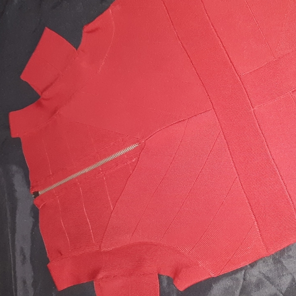 Moda International Red Bandage Cold Shoulder Top - Picture 4 of 5